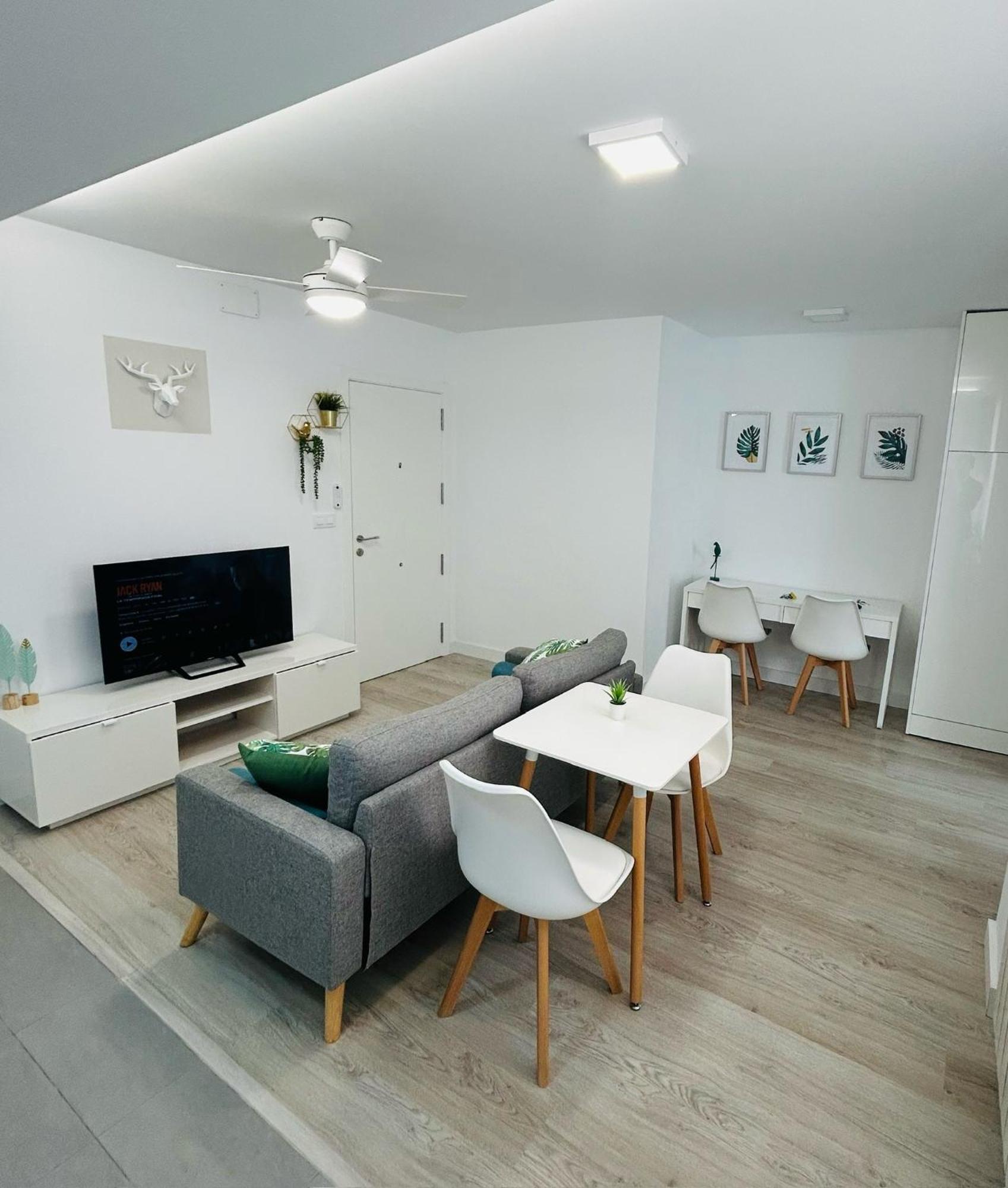 Silver -Apartamentos Birdie- Albacete Ngoại thất bức ảnh