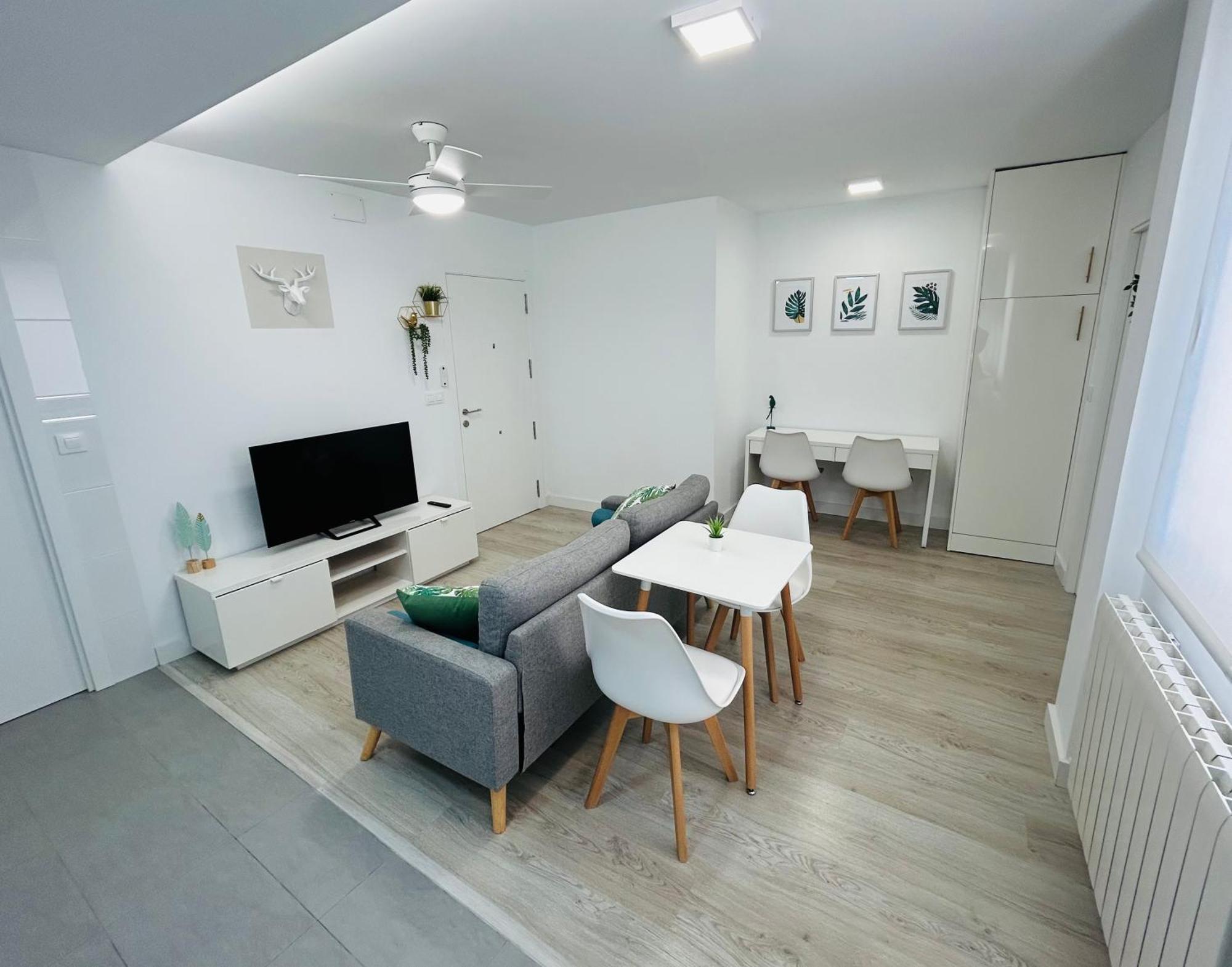 Silver -Apartamentos Birdie- Albacete Ngoại thất bức ảnh